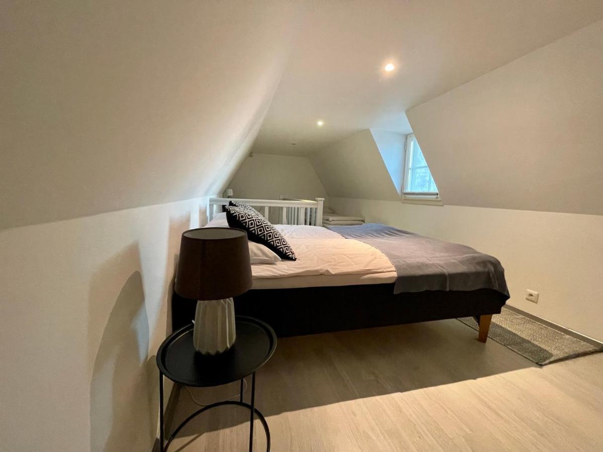 Luxury Penthouse With Terrace & Sauna In Old Town Tallinn Exterior photo