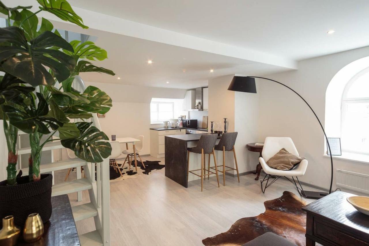 Luxury Penthouse With Terrace & Sauna In Old Town Tallinn Exterior photo